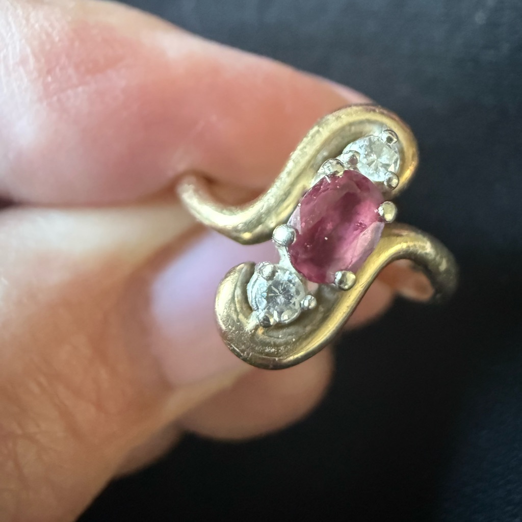 14kt Gold Ruby And Diamond Ring